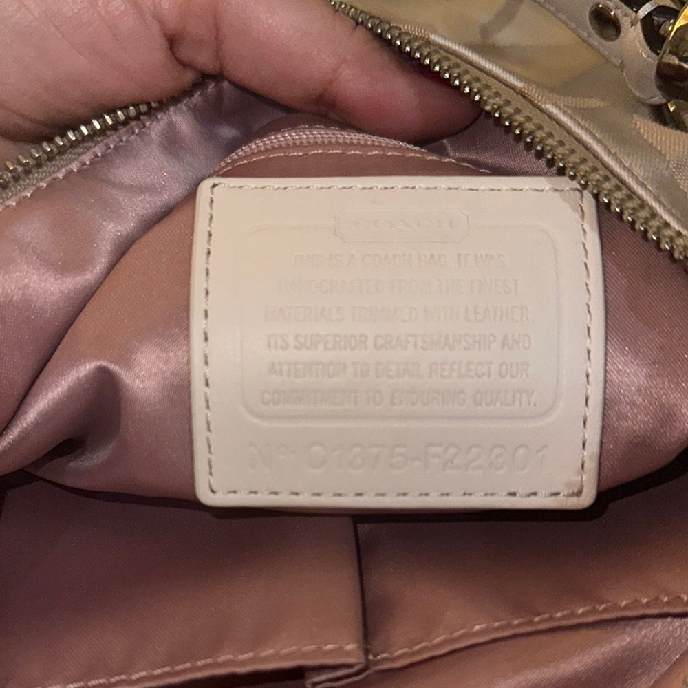 Coach hobo bag - Picture 12 of 15